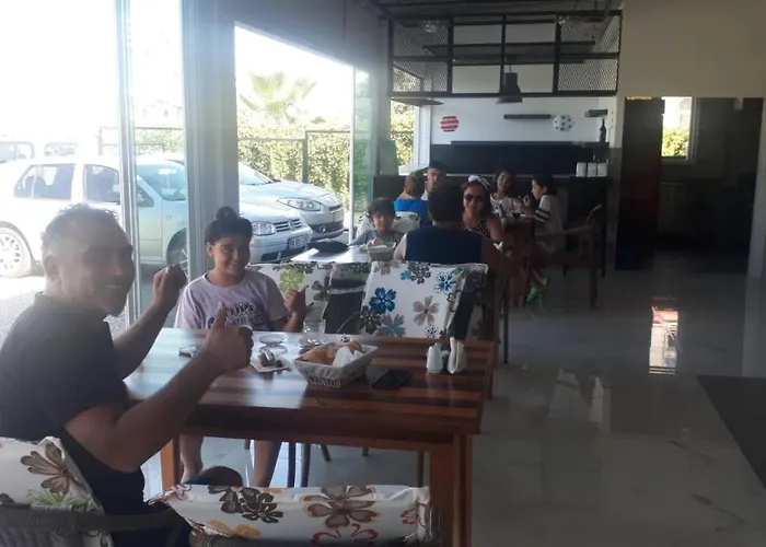 Oyster Boutique Homestay Side