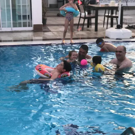 Oyster Boutique * Σιντέ