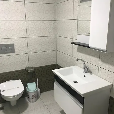 Oyster Boutique * Side